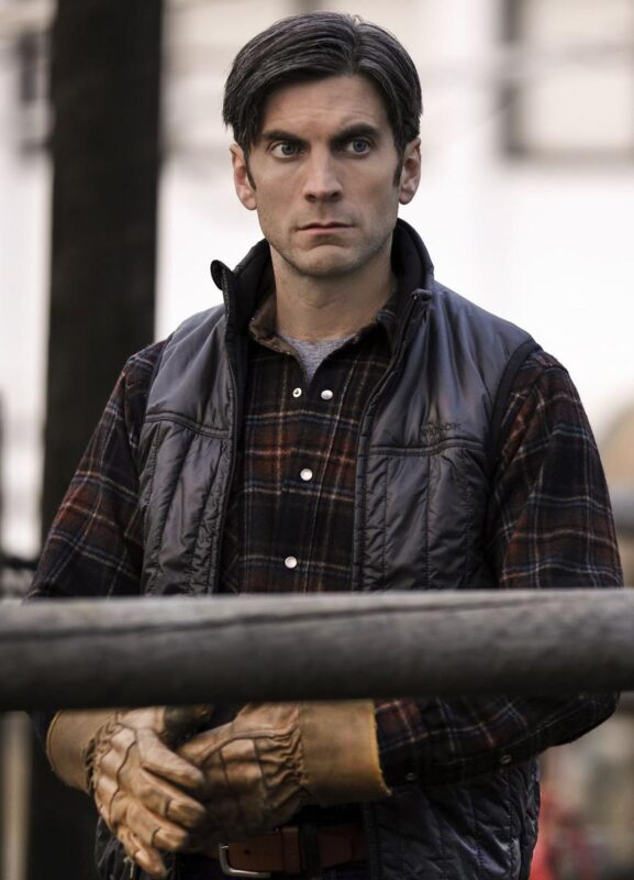 wes-bentley-jamie-dutton-vest-yellowstone-merch-outfits